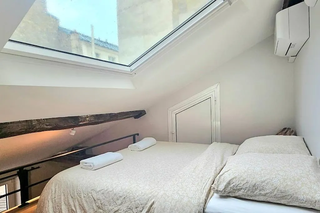 Appartement Skylight Loft By Suitehomeparis