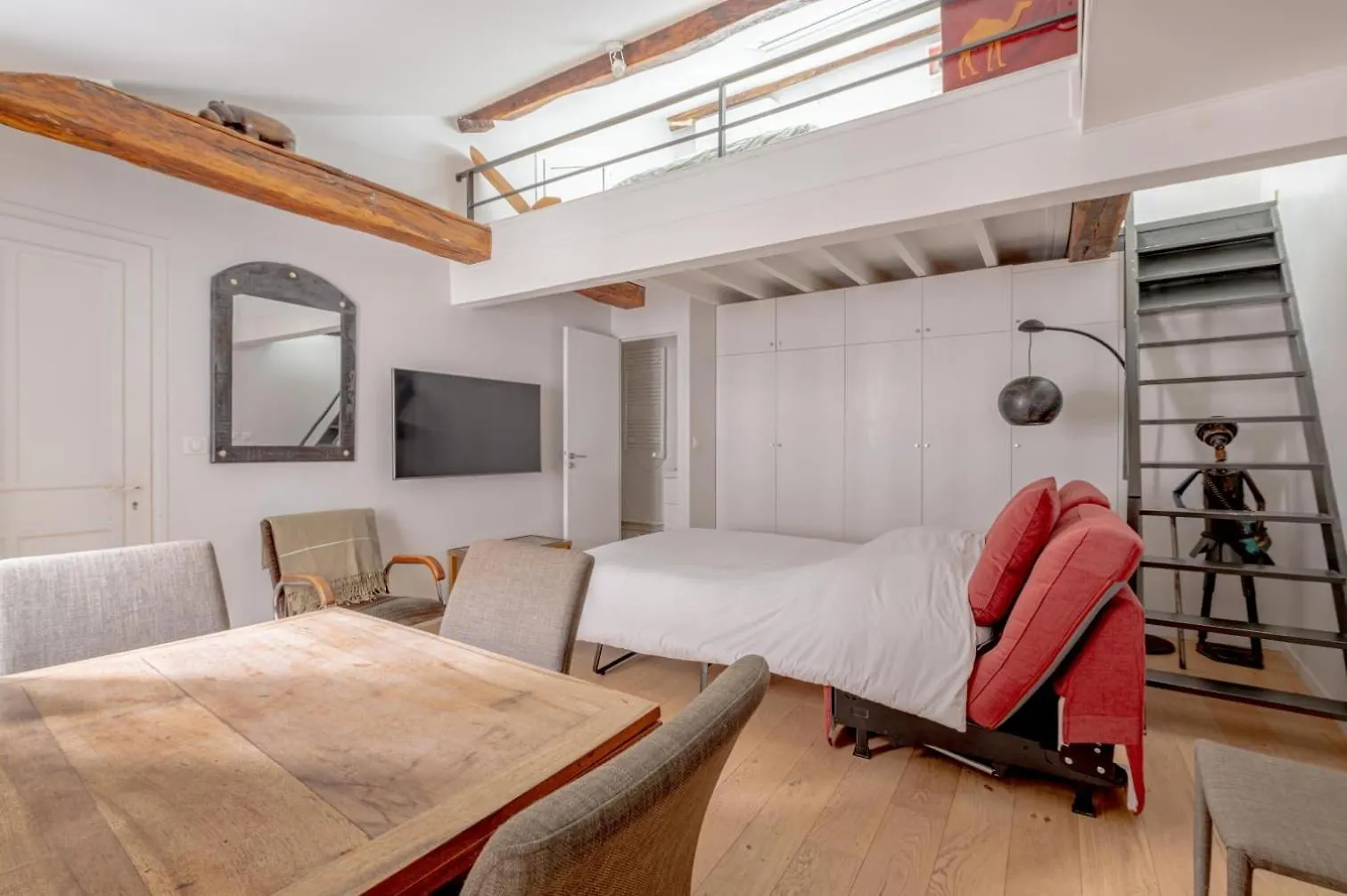 Skylight Loft By Suitehomeparis 0*, Paris France